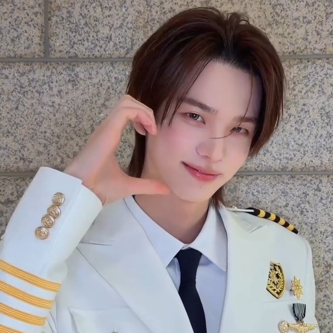 신유 (TWS)의 비하인드 컷