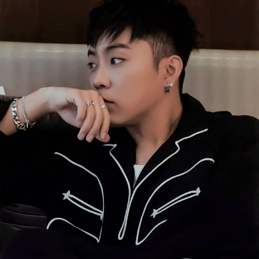 Behind-the-scenes cut of Eun Jiwon (SECHSKIES)