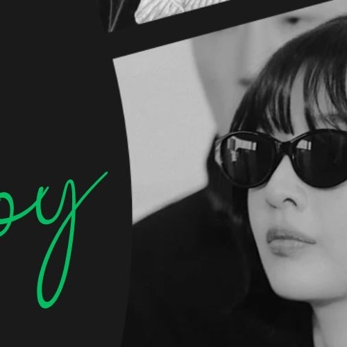 A moment captured by Joy (Red Velvet)'s fan