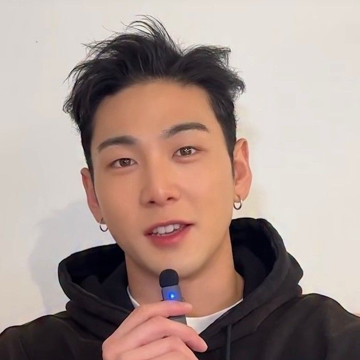 백호의 비하인드 컷