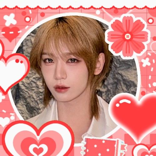 A moment captured by Zhang Shuaibo (AHOF)'s fan