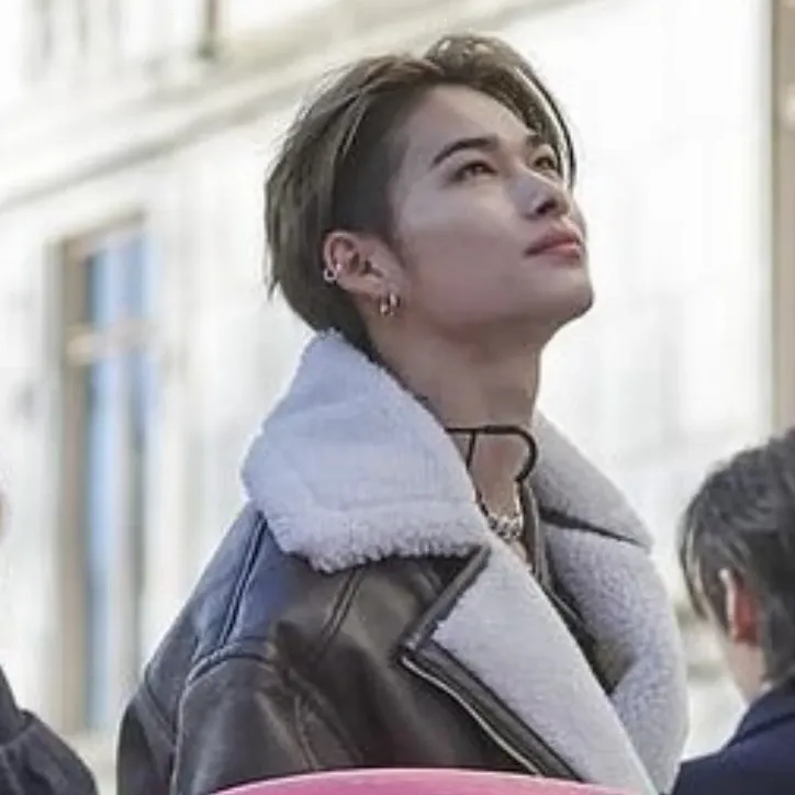 Momen yang diabadikan oleh penggemar NI-KI (ENHYPEN)