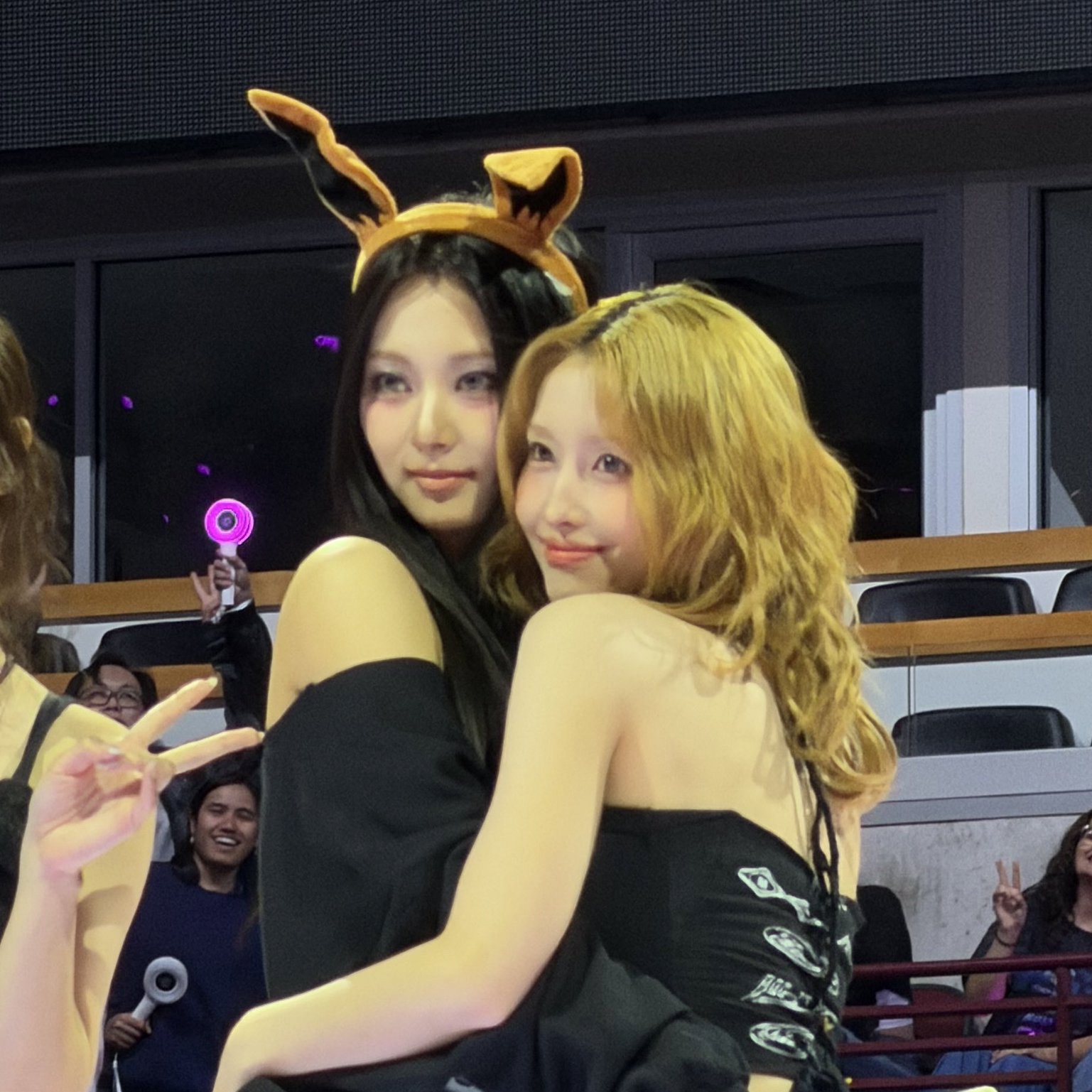Potret di balik layar Momo (TWICE)