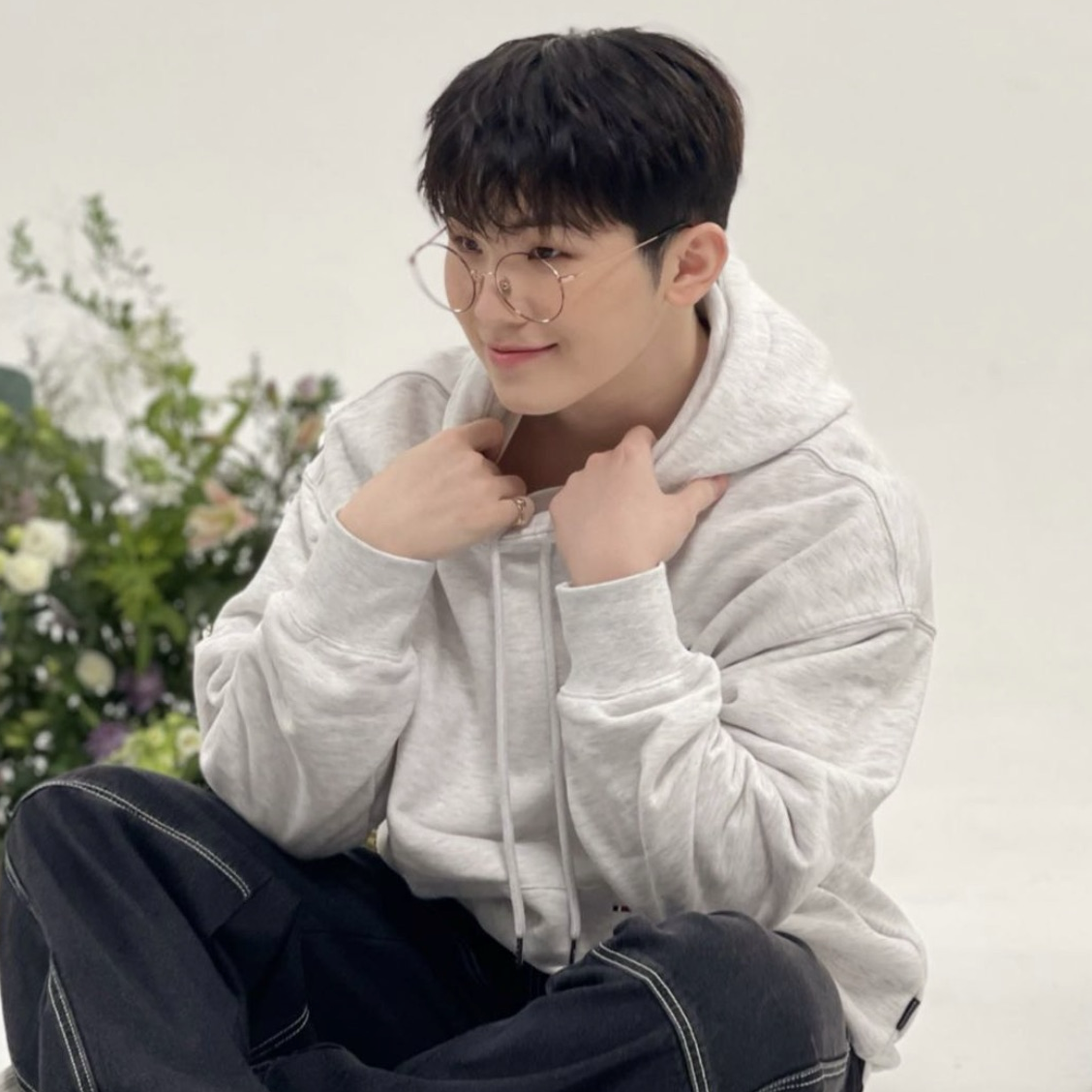 Behind-the-scenes cut of Woozi (SEVENTEEN)