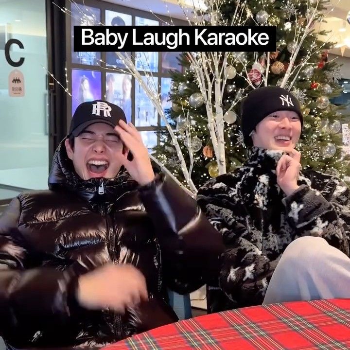 아스트로의 비하인드 컷