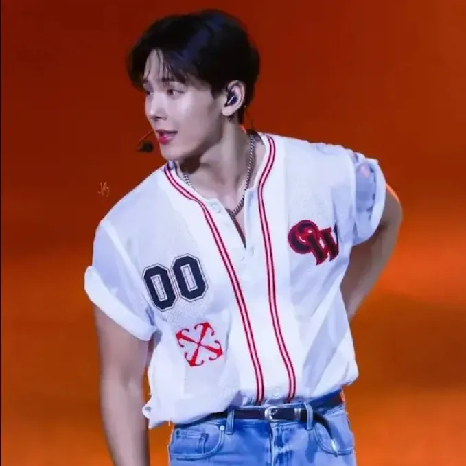 셔누 (몬스타엑스) 팬이 찍은 순간