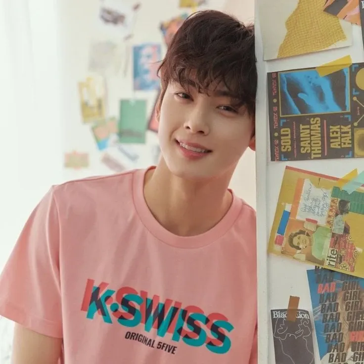 Recent activity shot of Eunwoo (ASTRO)