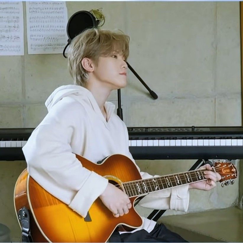 Behind-the-scenes cut of Woozi (SEVENTEEN)