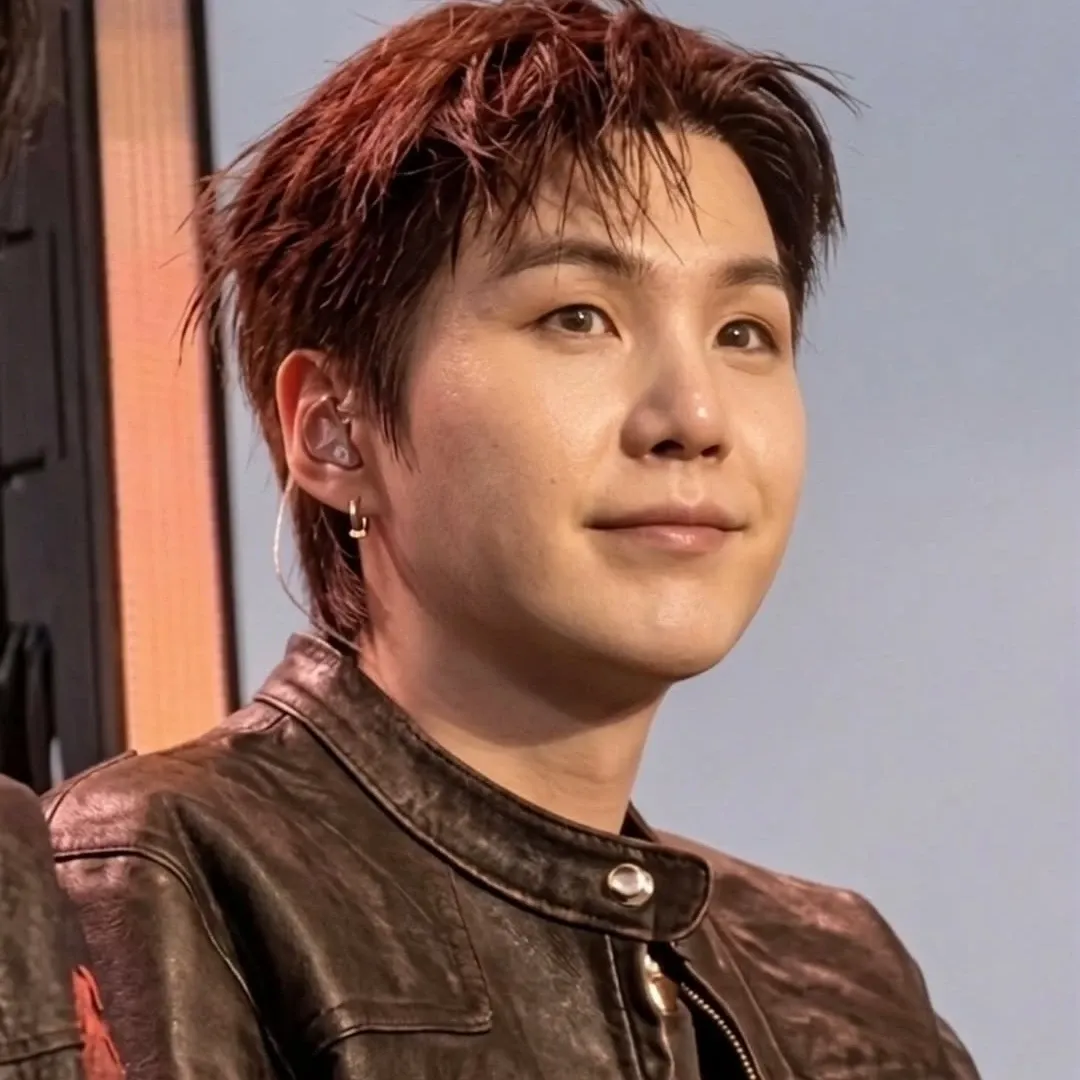 SUGA (防彈少年團)的最新活動照片