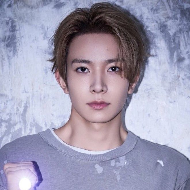 Recent activity shot of Heeseung (ENHYPEN)