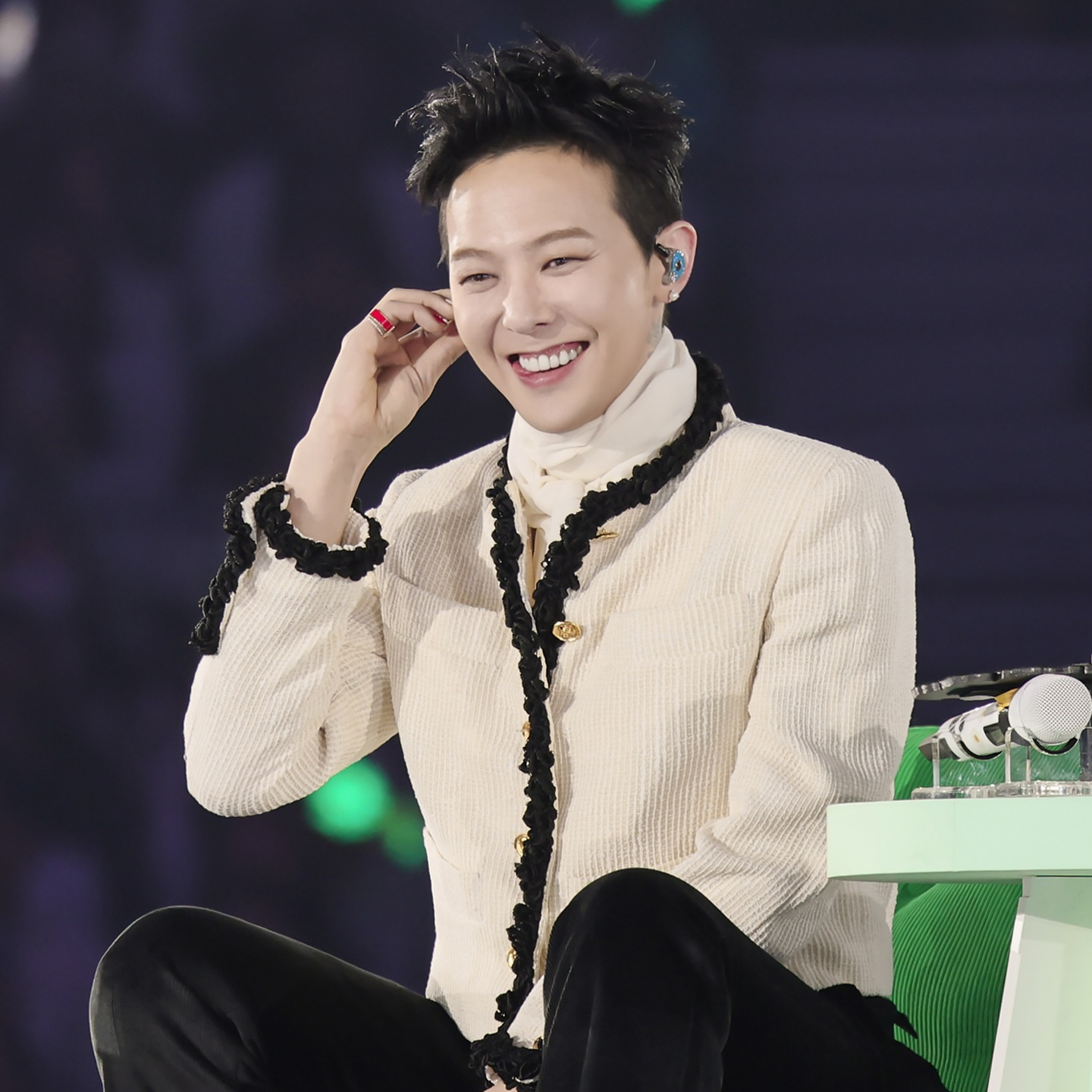 Recent activity shot of G-DRAGON (BIGBANG)