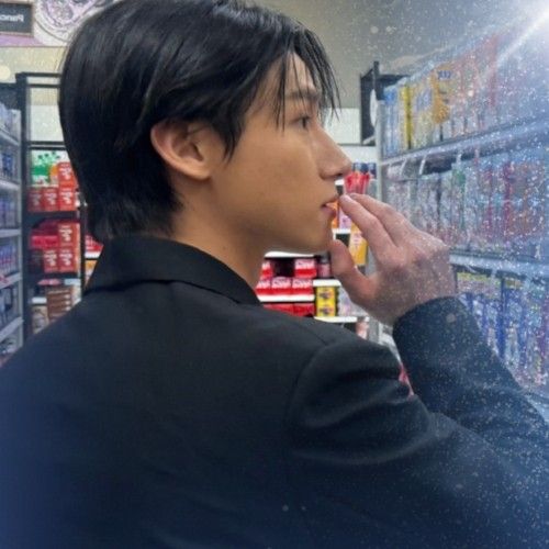 Foto terbaru I.M (MONSTA X)