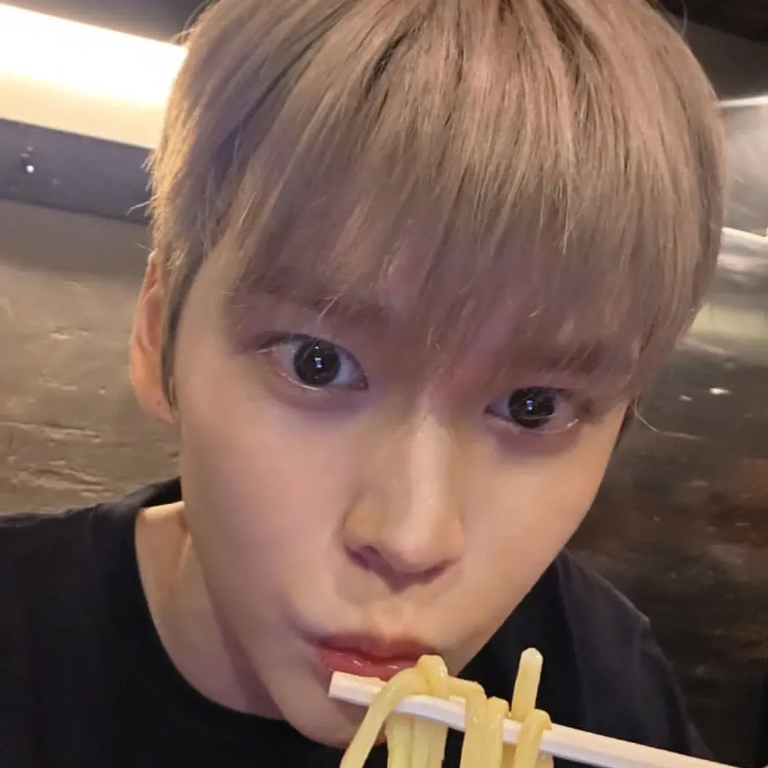 Latest photo of Eunseok (RIIZE)