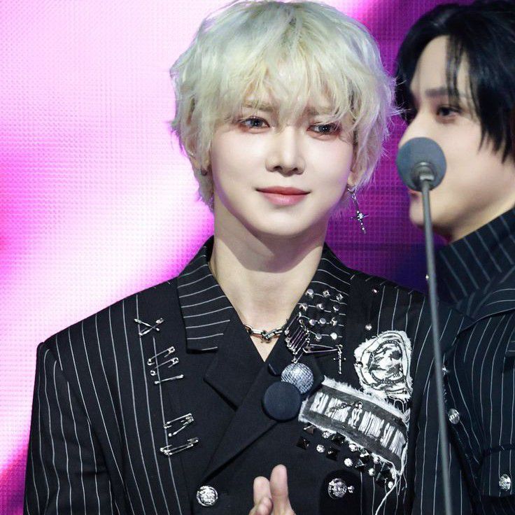 ATEEZ的最新活動照片