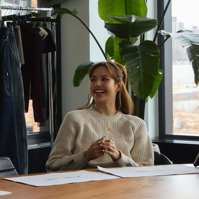 리사 (BLACKPINK) 팬이 찍은 순간