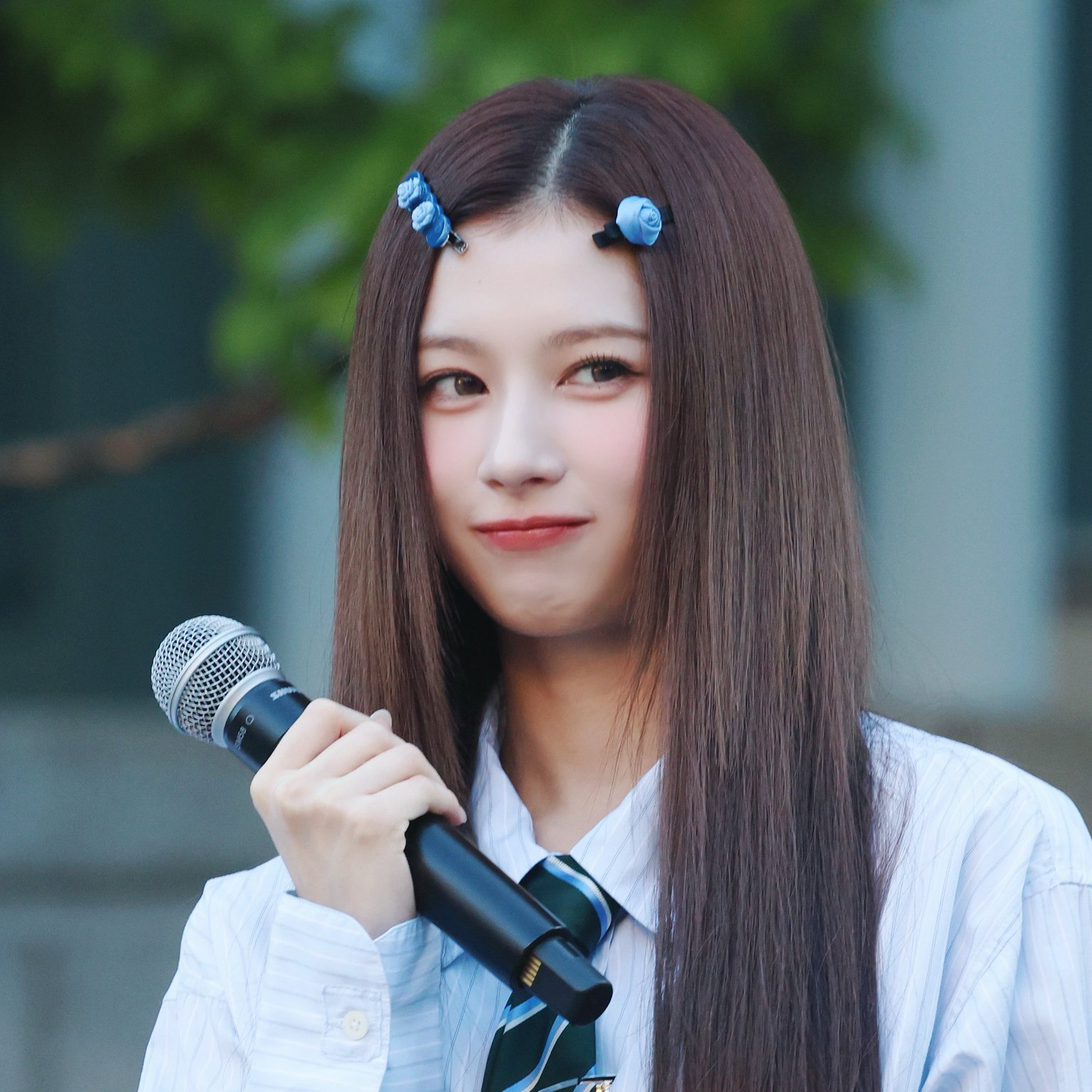 사나 (TWICE)의 비하인드 컷