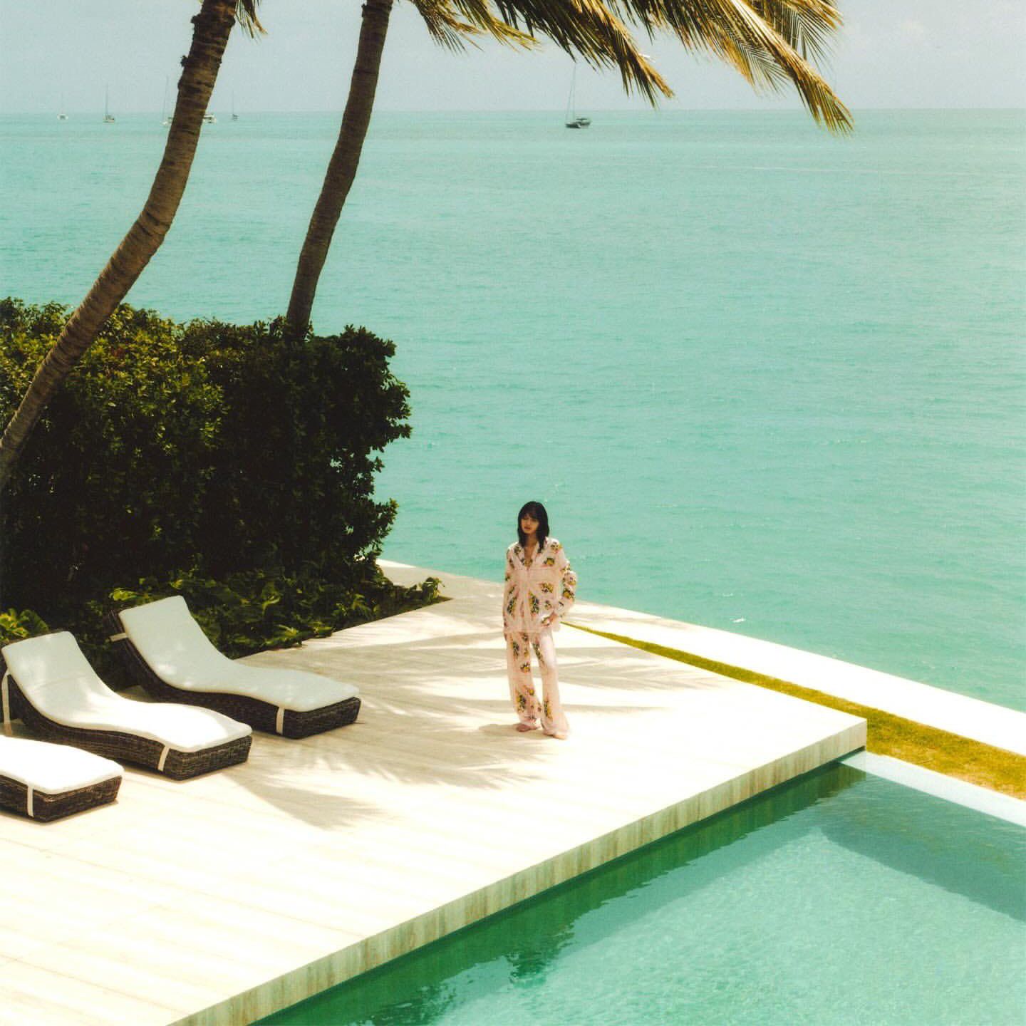 A moment captured by Lisa (BLACKPINK)'s fan