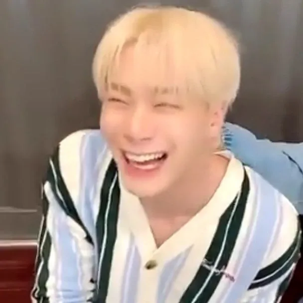 Latest photo of Moonbin (ASTRO)