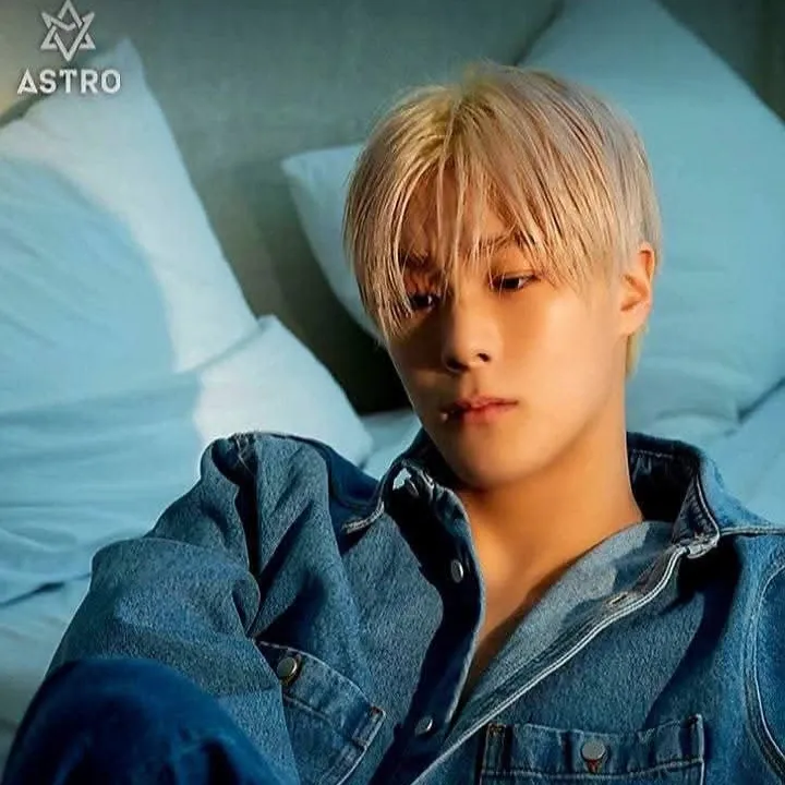 Recent activity shot of Moonbin (ASTRO)