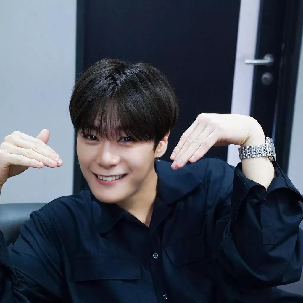 Behind-the-scenes cut of Moonbin (ASTRO)