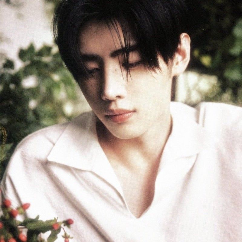 ソンフン (ENHYPEN)の最新写真