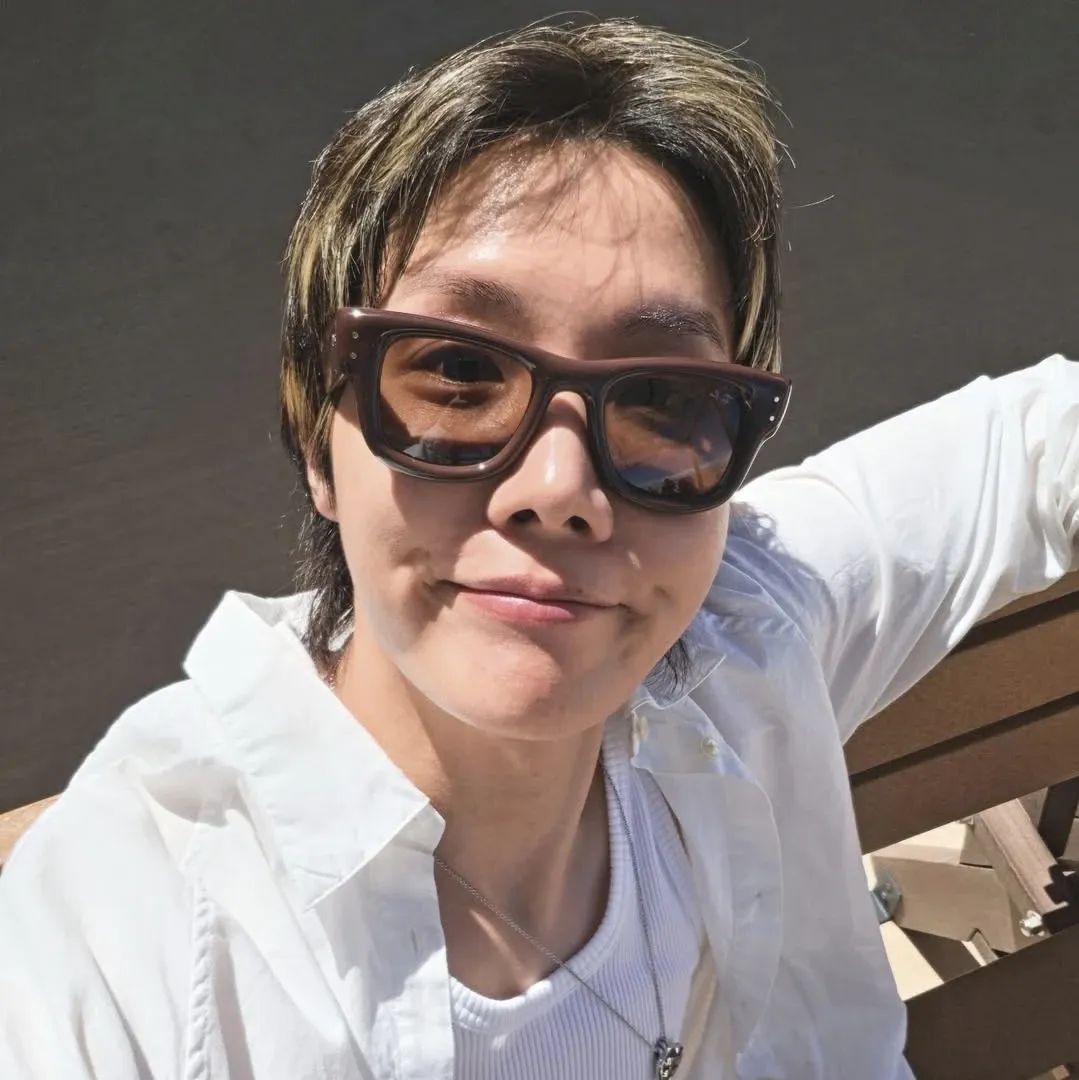 J-hope (防彈少年團)的最新照片