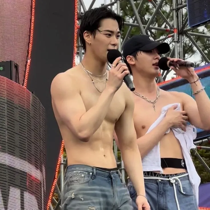 Recent activity shot of Moonbin (ASTRO)