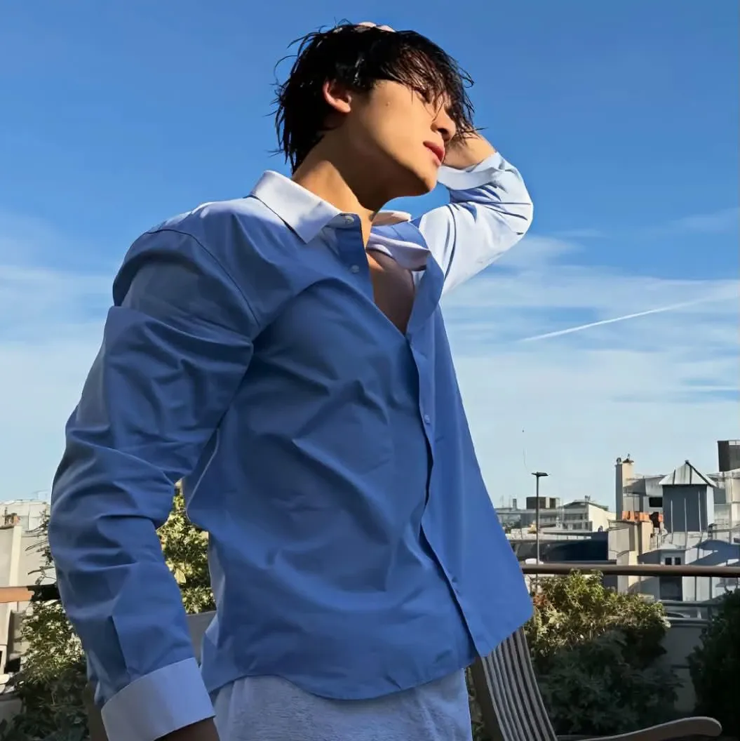Recent activity shot of Mingyu (SEVENTEEN)