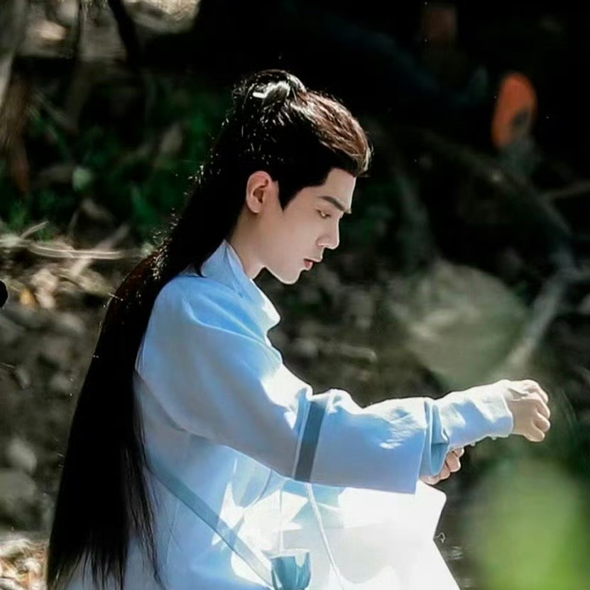 A moment captured by Xiao Zhan's fan