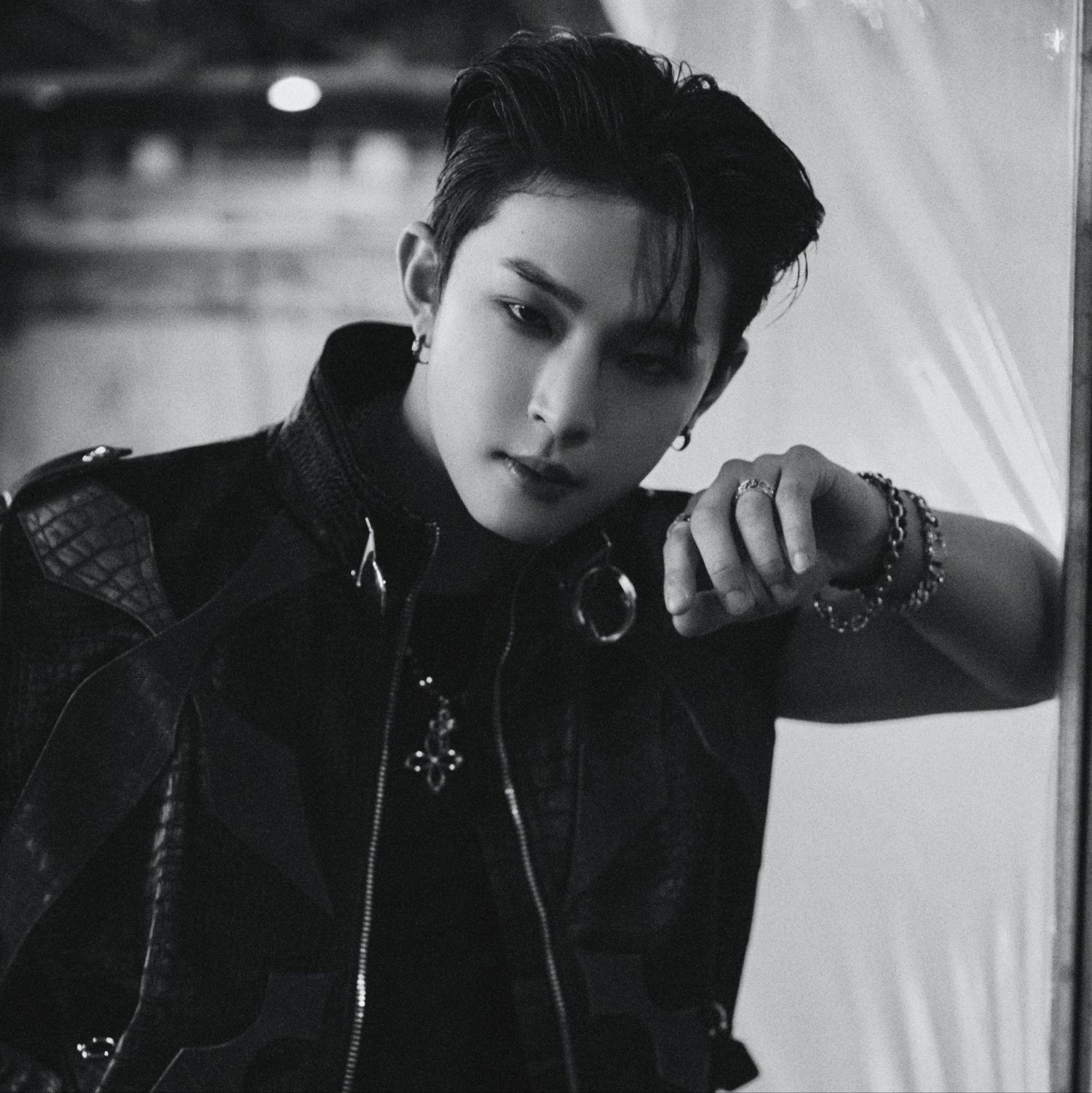 A moment captured by LEE DO (ONEUS)'s fan