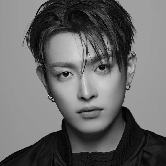Recent activity shot of Hongjoong (ATEEZ)