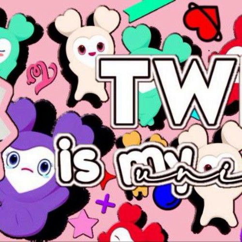 Behind-the-scenes cut of Momo (TWICE)