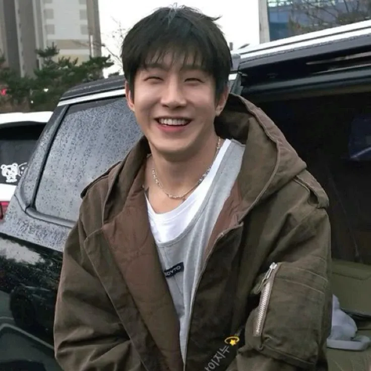Recent activity shot of Jinjin (ASTRO)