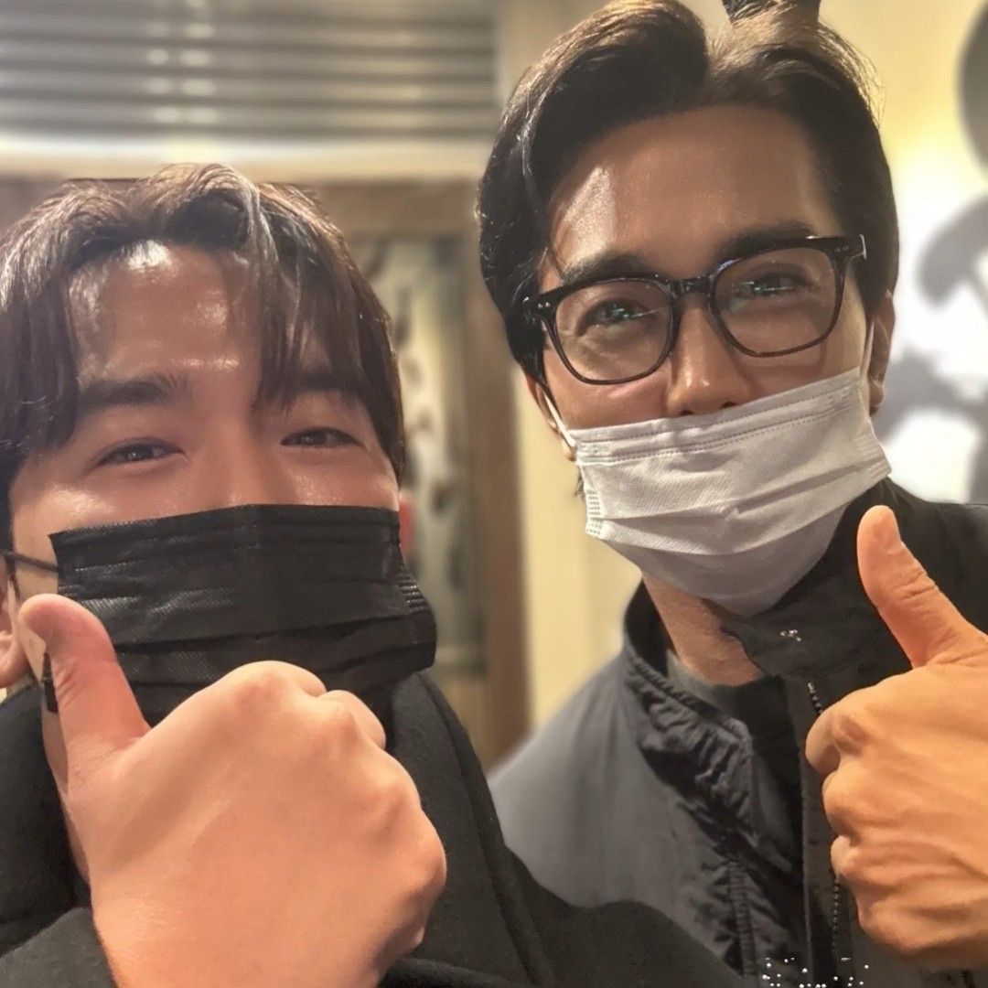 Behind-the-scenes cut of Lee Minwoo (SHINHWA)