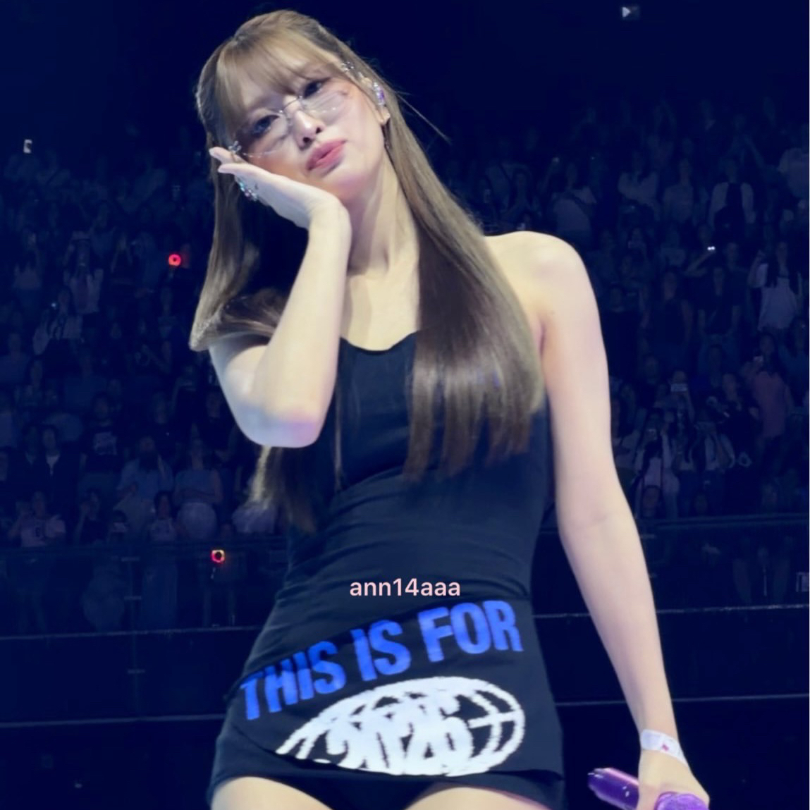 모모 (TWICE)의 최신 사진