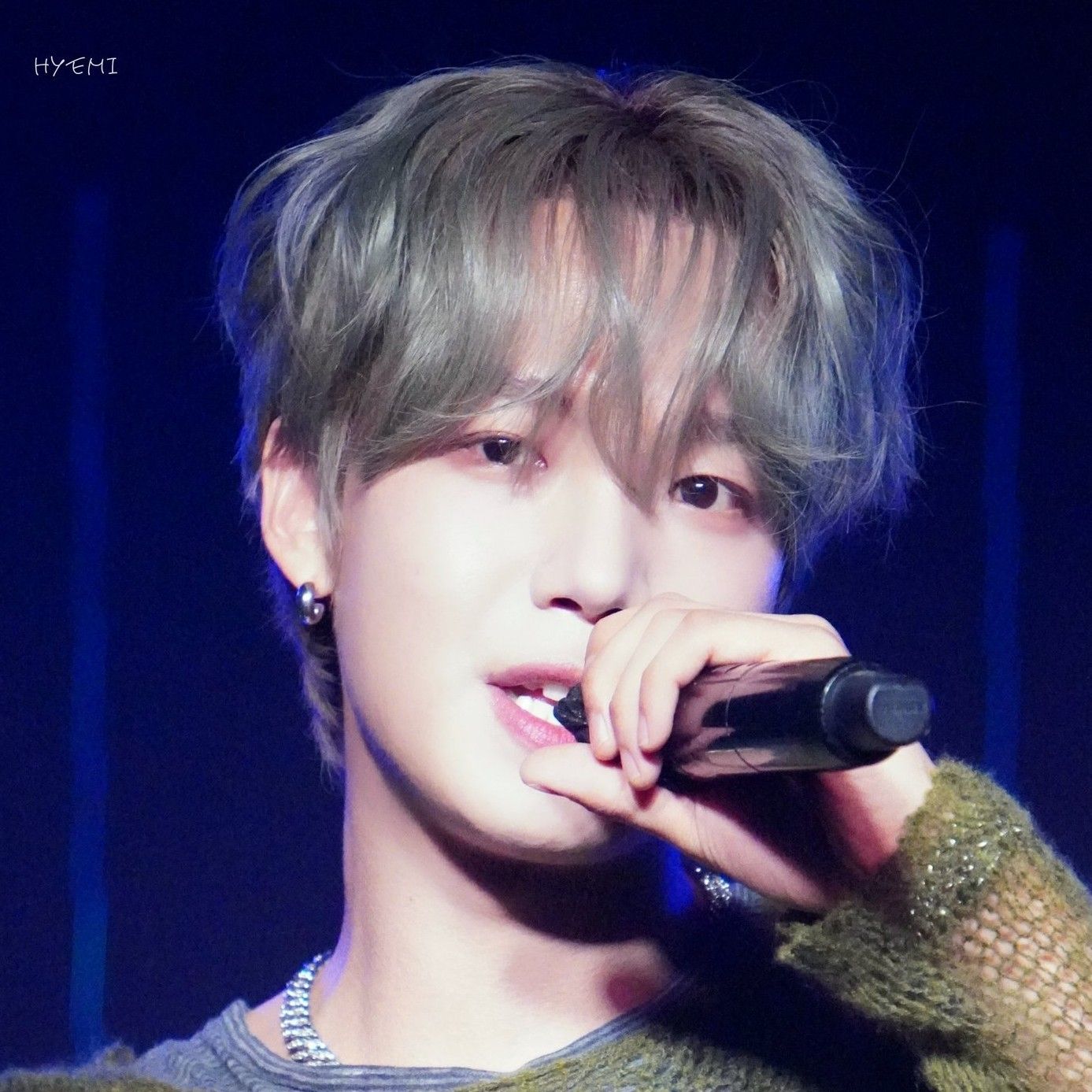 A moment captured by Lim Youngmin's fan