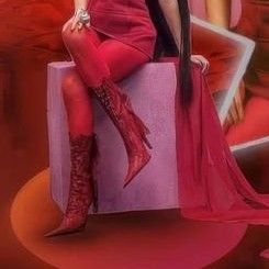 Behind-the-scenes cut of Selena Gomez