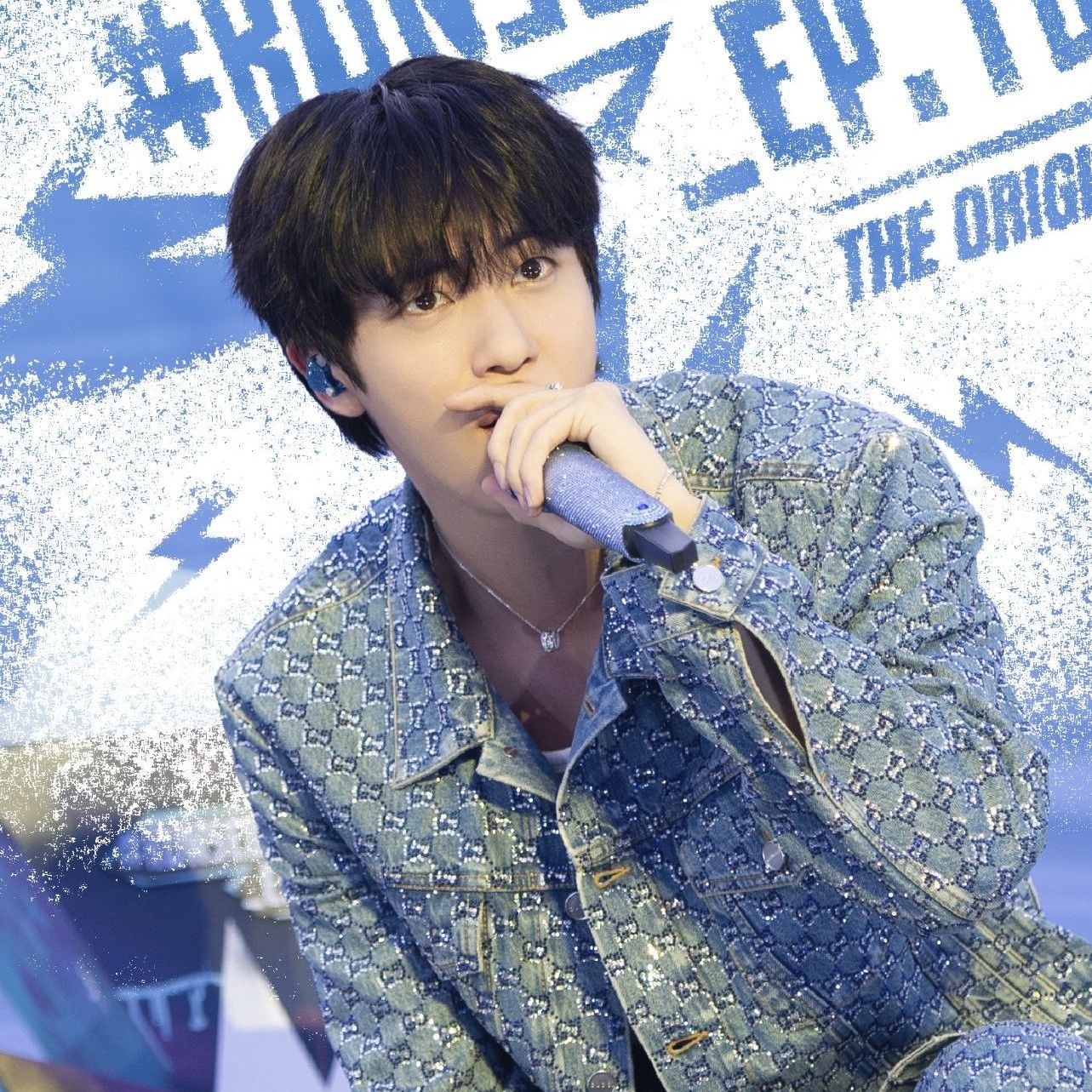 진 (방탄소년단)의 최신 사진