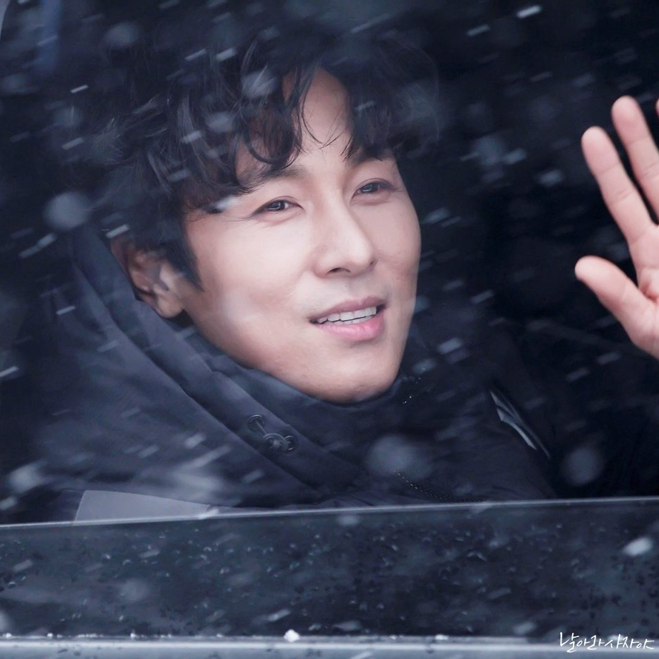 Latest photo of Kim Dongwan (SHINHWA)
