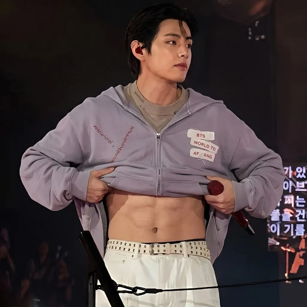 Momen yang diabadikan oleh penggemar V (BTS)
