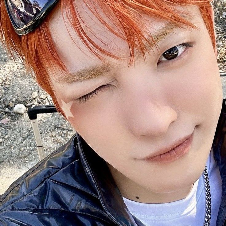 Behind-the-scenes cut of Hongjoong (ATEEZ)