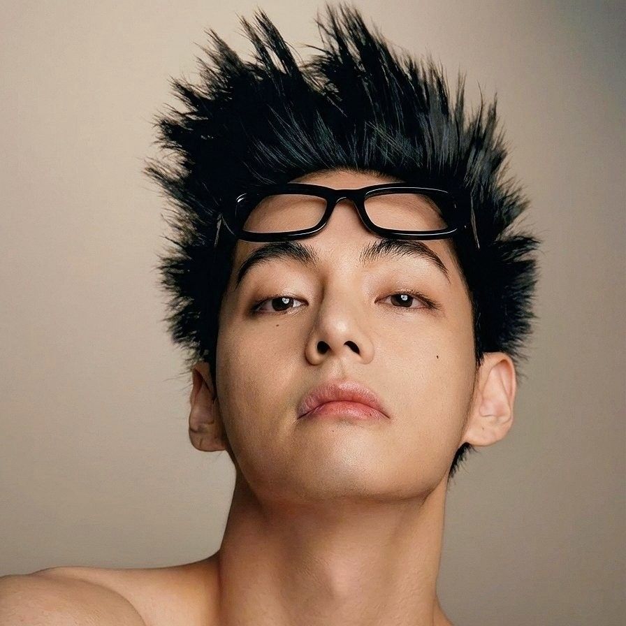 V (防弹少年团)的最新活动照片