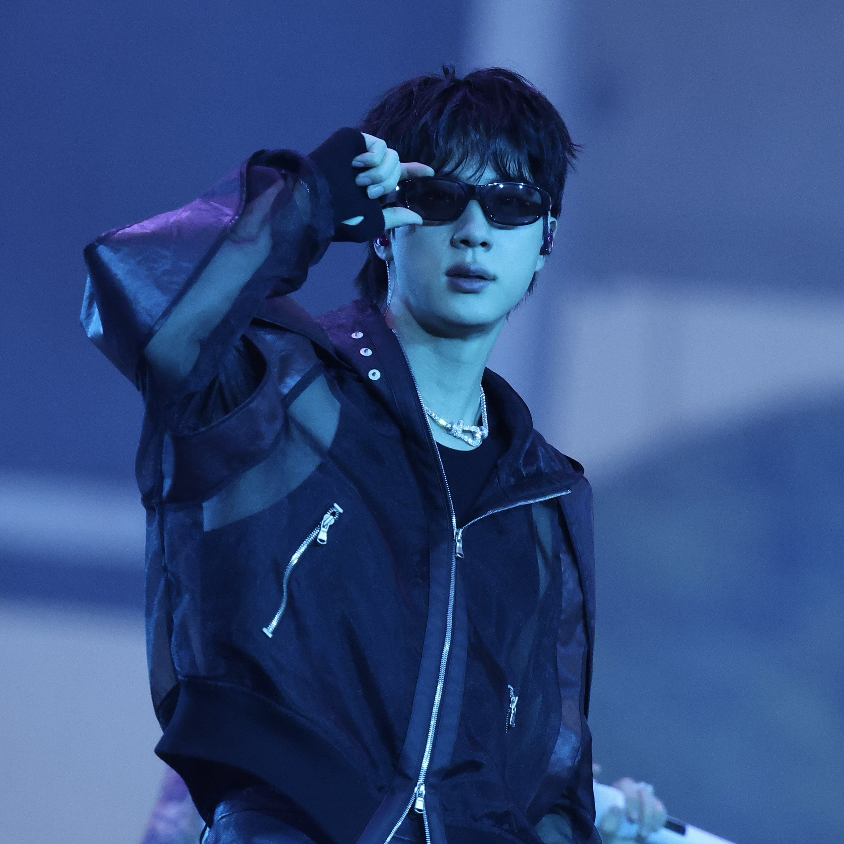 Momen yang diabadikan oleh penggemar Jin (BTS)