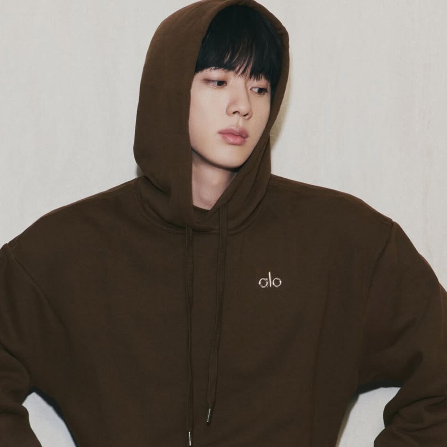 Behind-the-scenes cut of Jin (BTS)