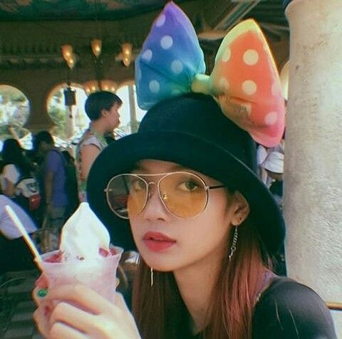 리사 (BLACKPINK)의 비하인드 컷