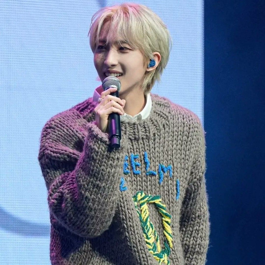 Latest photo of Hui (PENTAGON)