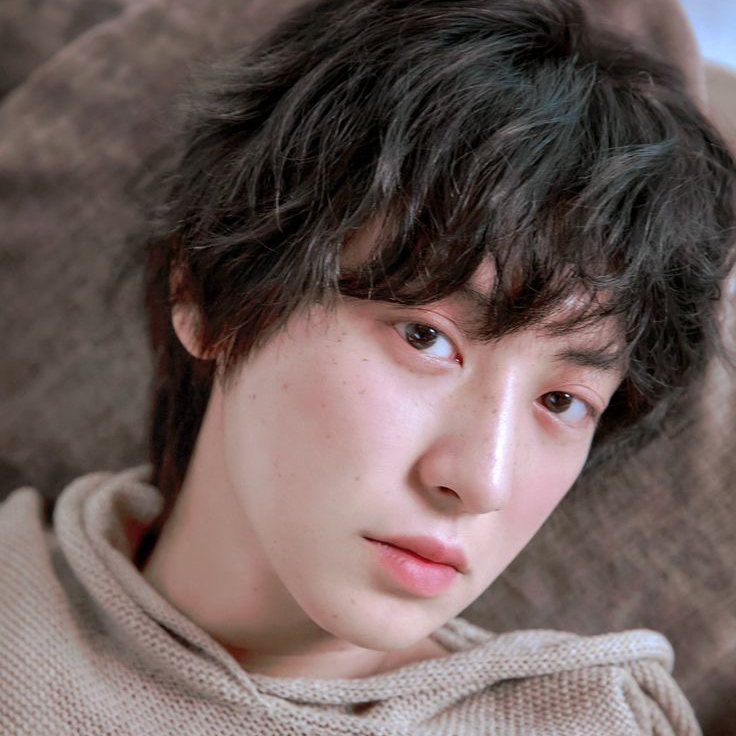 Foto terbaru Chanyeol (EXO)