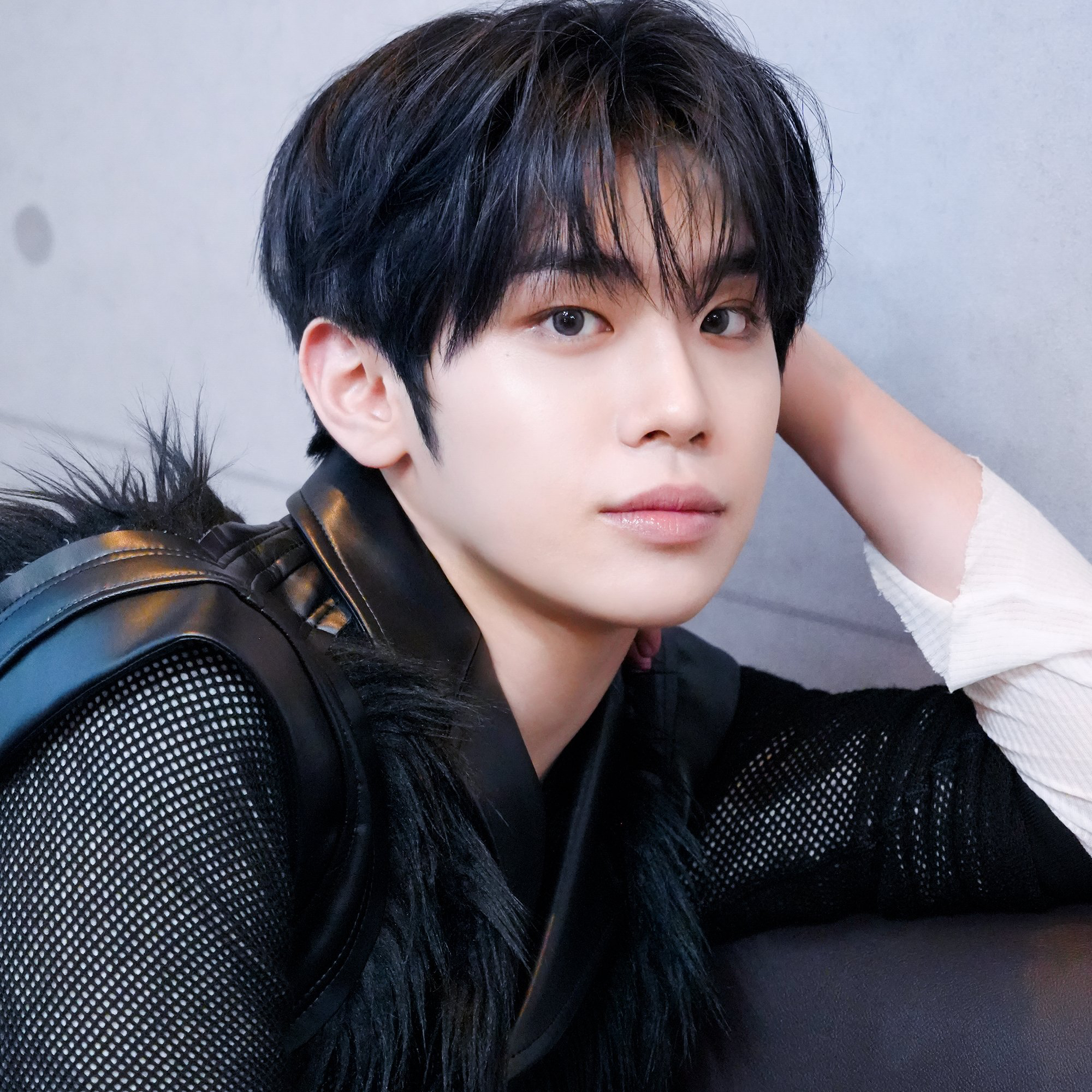 Latest photo of Kim Taerae (ZEROBASEONE)