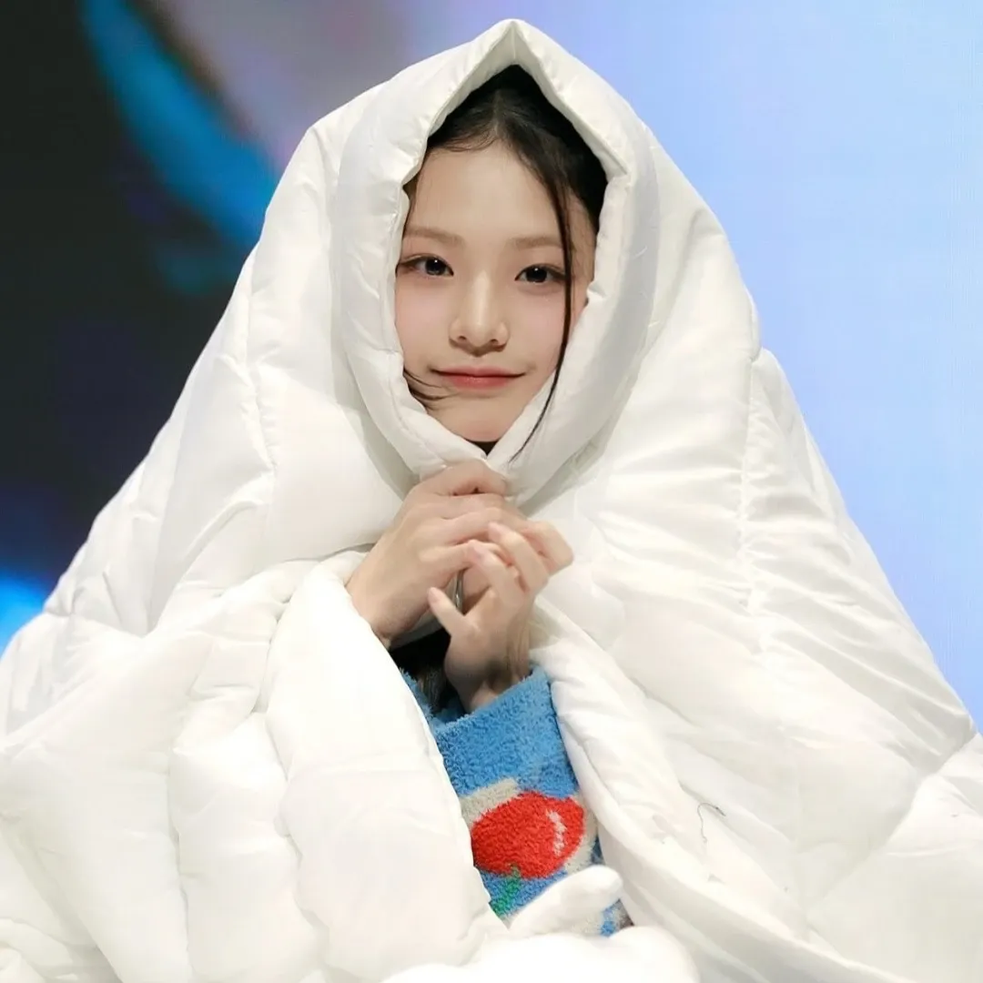 Latest photo of Seowon (UNIS)