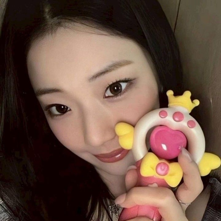 Behind-the-scenes cut of BABYMONSTER